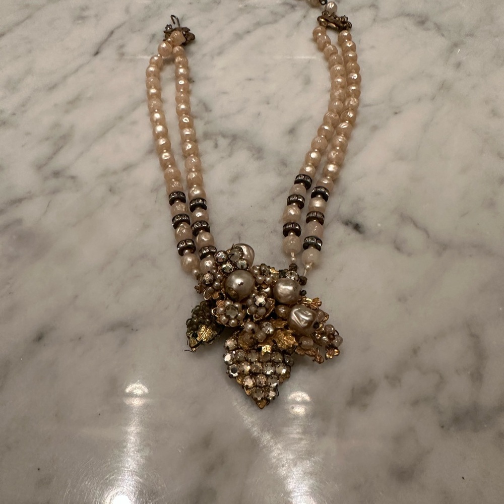 Vintage Pearl and Gold Leaf Necklace